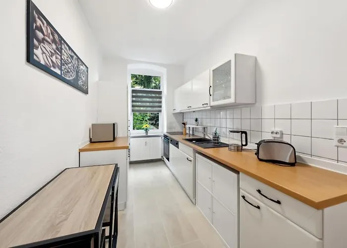 Schöne Erdgeschoss-fewo Für 4 Personen Apartment *