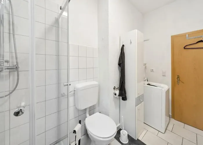 Apartment Schöne Erdgeschoss-fewo Für 4 Personen